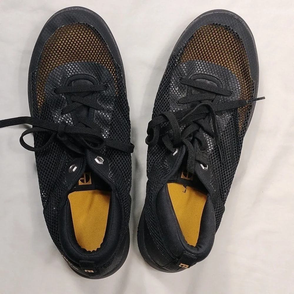 Caterpillar unisex mesh shoes men's size 11 and women's size 13